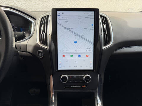 2021 Ford Edge Titanium