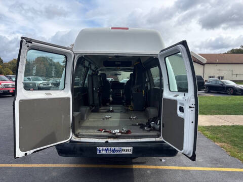 2013 Ford E-Series E-350 SD