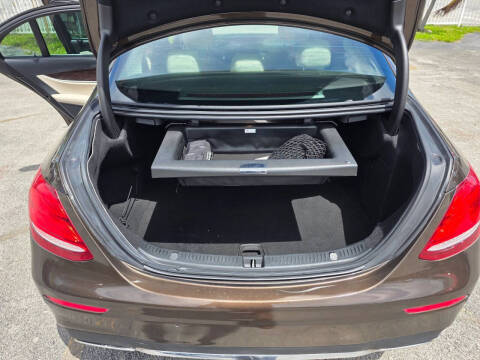 2017 Mercedes-Benz E-Class E 300