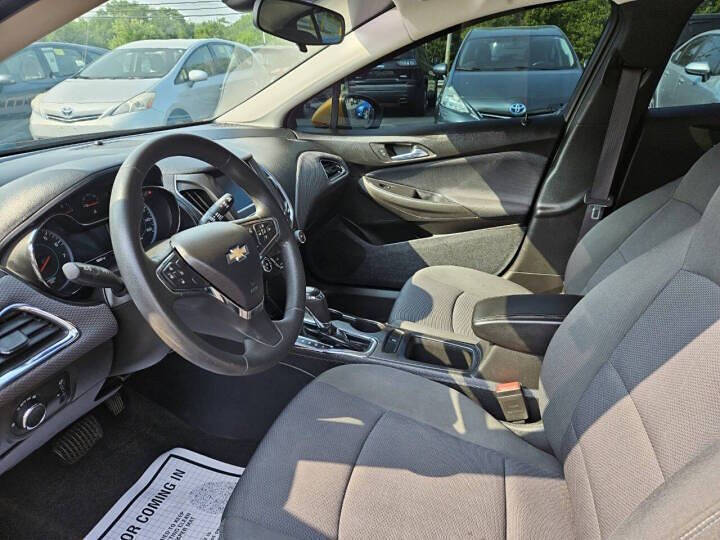 2017 Chevrolet Cruze LT Auto
