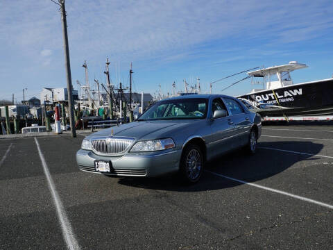 2006 Lincoln Town Car Signature