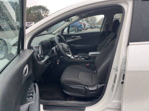 2023 Kia Sportage Hybrid LX