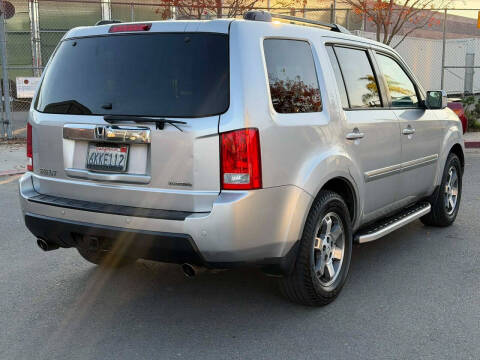 2010 Honda Pilot Touring w/Navi w/DVD