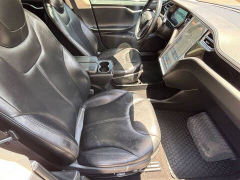 2014 Tesla Model S