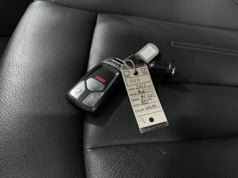 2017 Audi A4 2.0T quattro Premium Plus