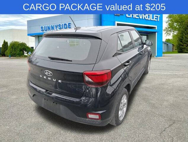 2023 Hyundai Venue SE