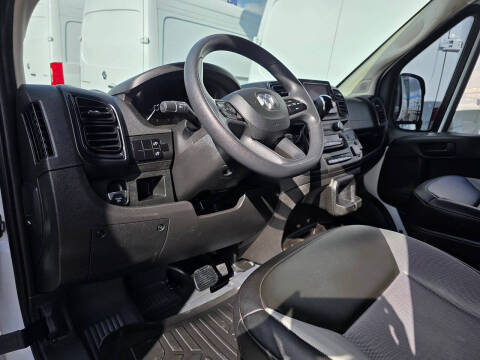 2023 RAM ProMaster 2500 136 WB