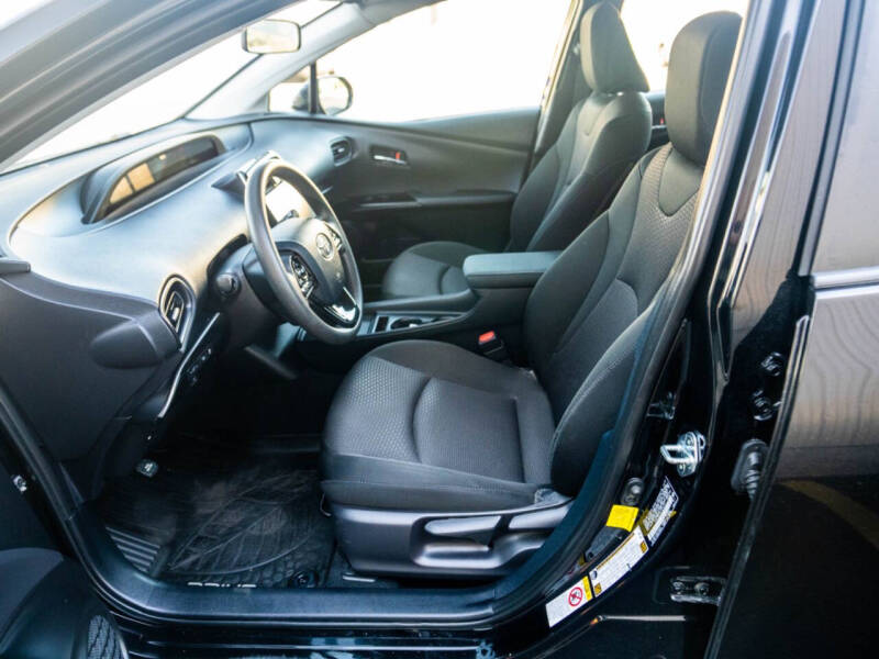 2020 Toyota Prius LE AWD-e