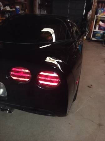Black 2000 Chevrolet Corvette Base 2