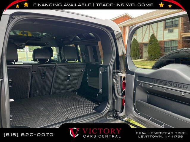 2022 Land Rover Defender 110 X-Dynamic SE