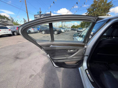 2013 BMW 5 Series 535i