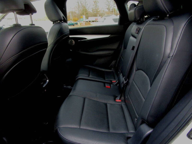 2019 Infiniti QX50 Essential