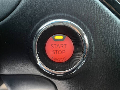 2016 Nissan Pathfinder SV