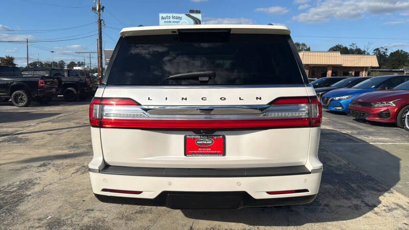2018 Lincoln Navigator Black Label