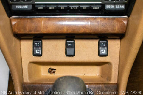 1991 Mercedes-Benz 560-Class 560 SEL