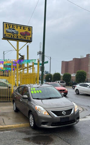 2013 Nissan Versa 1.6 SV