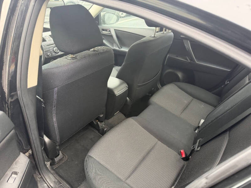 2012 Mazda MAZDA3 i Touring