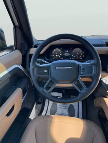 2025 Land Rover Defender 90 P300 S