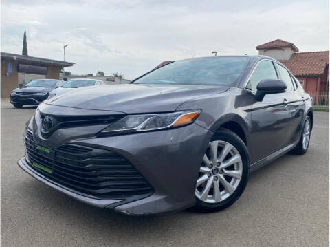2020 Toyota Camry for sale at MADERA CAR CONNECTION in Madera CA