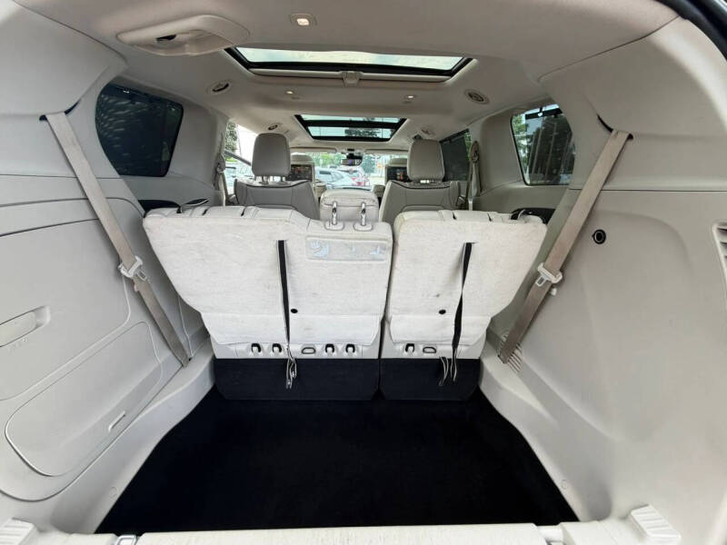 2018 Chrysler Pacifica Hybrid Limited