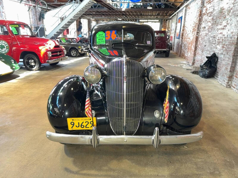 1936 Oldsmobile F-36