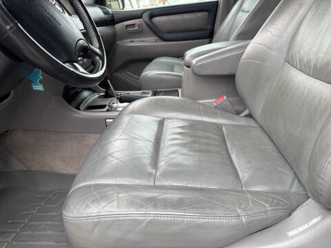 2005 Toyota Land Cruiser