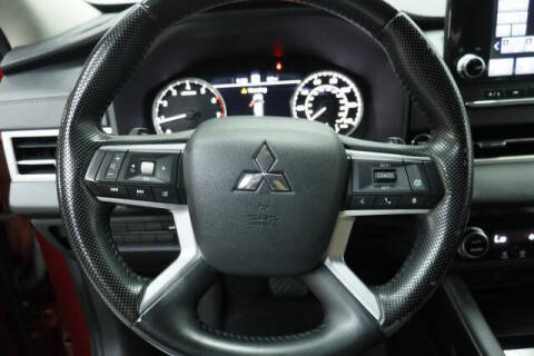 2022 Mitsubishi Outlander SE