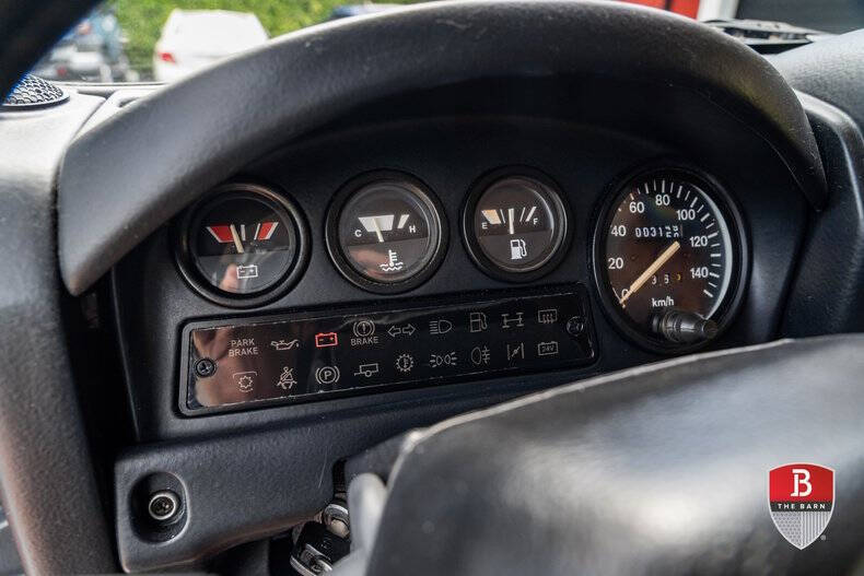 1987 Land Rover Defender