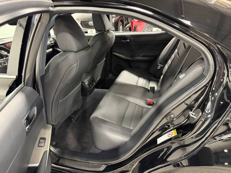 2016 Lexus IS 300