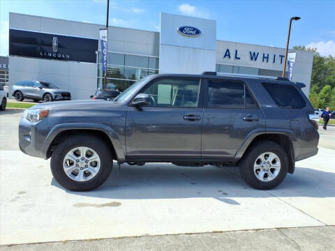 2023 Toyota 4Runner SR5