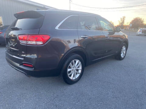 2017 Kia Sorento LX