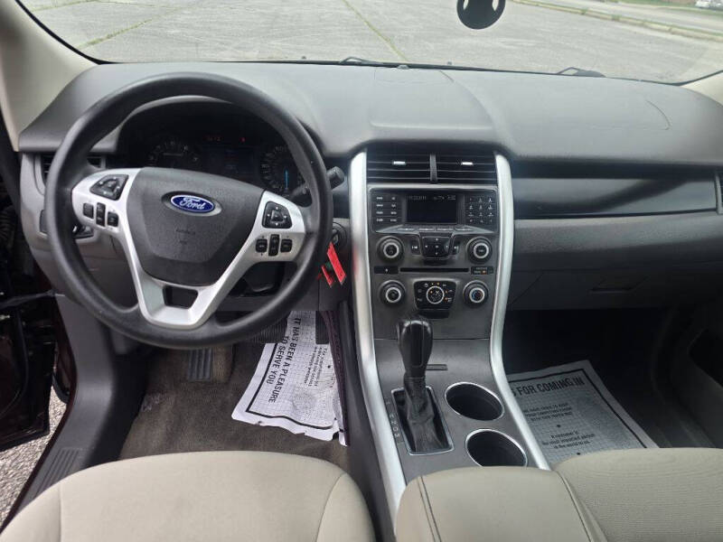 2012 Ford Edge SE