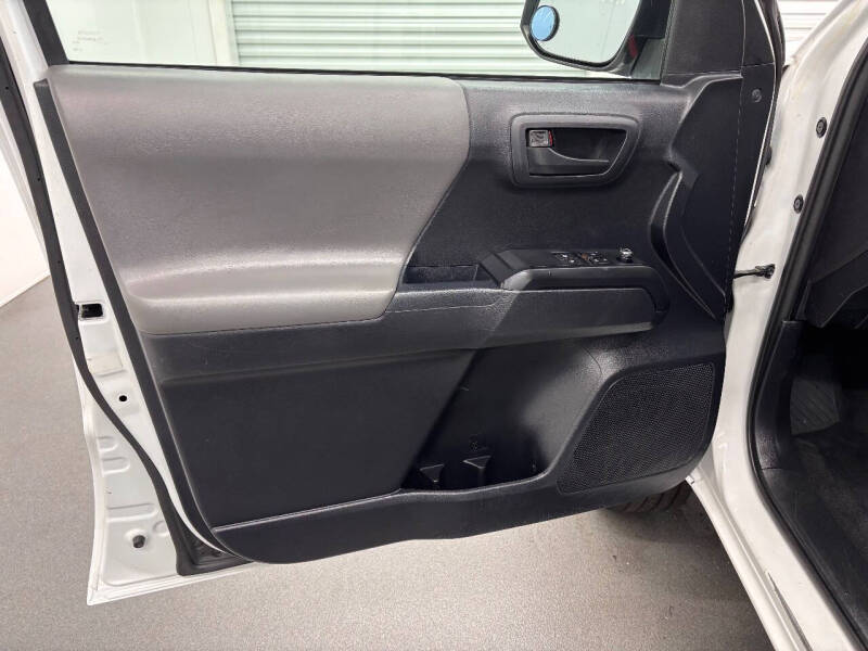 2018 Toyota Tacoma SR