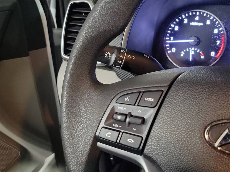 2021 Hyundai Tucson SE