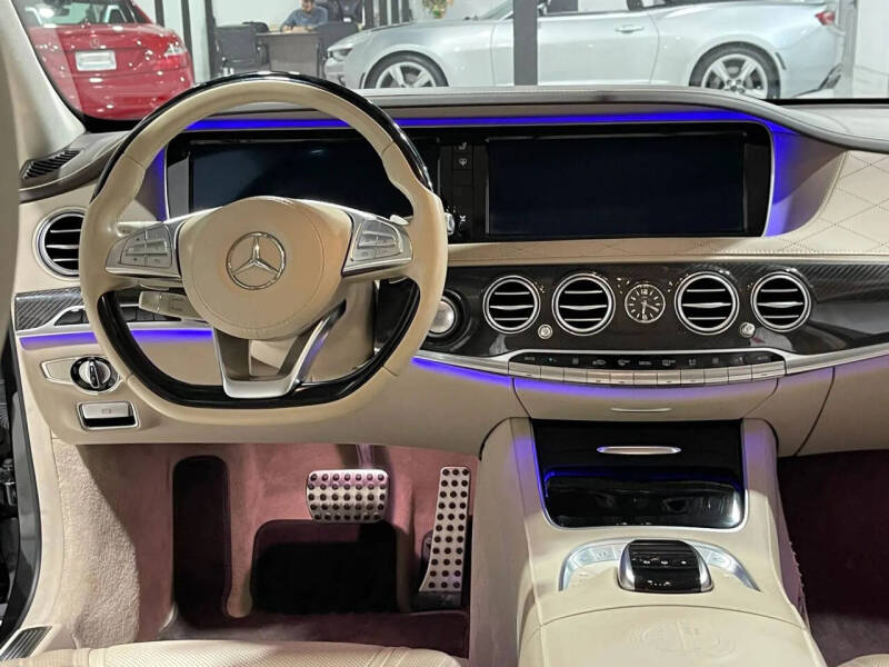 2016 Mercedes-Benz S-Class AMG S 63