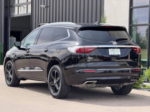 2024 Buick Enclave Essence