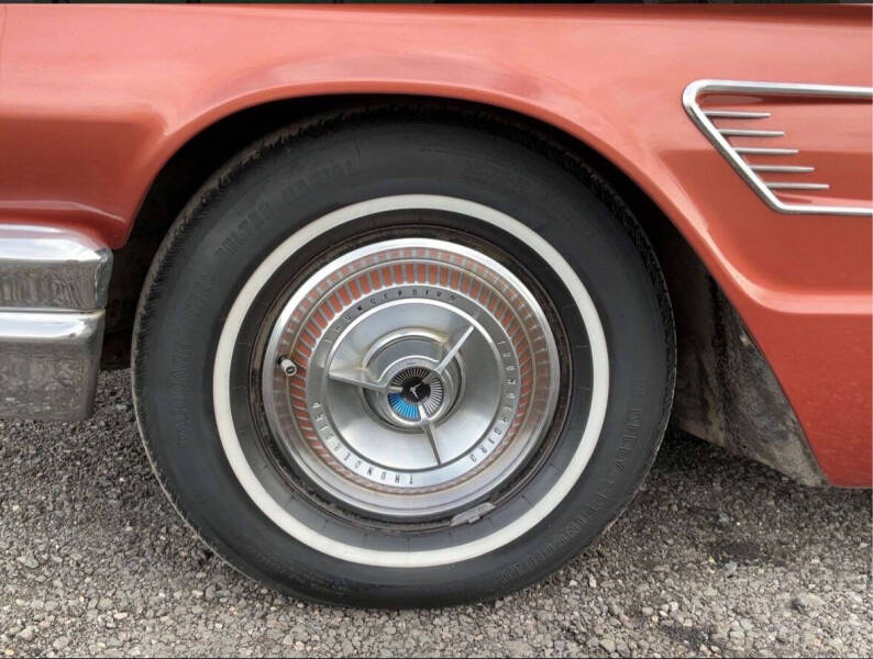 1965 Ford Thunderbird