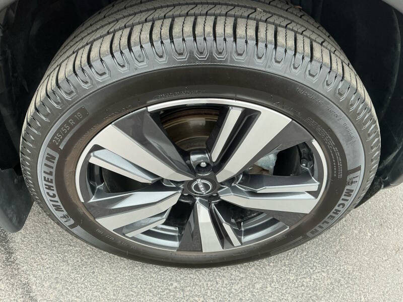 2022 Nissan Rogue Platinum