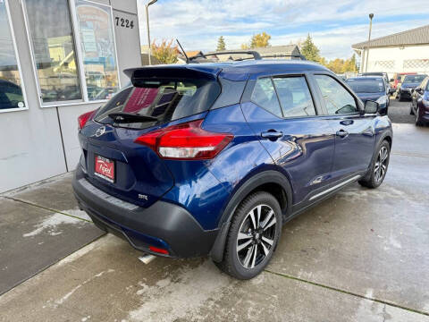 2018 Nissan Kicks SR