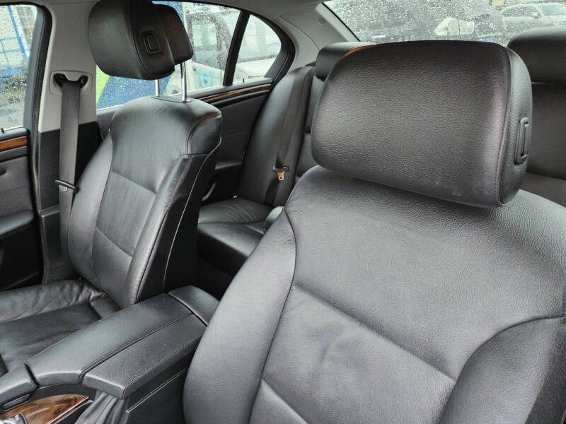 2010 BMW 5 Series 528i xDrive