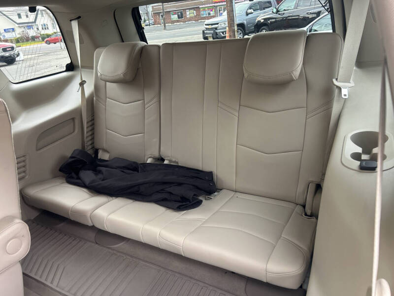 2018 Cadillac Escalade Luxury