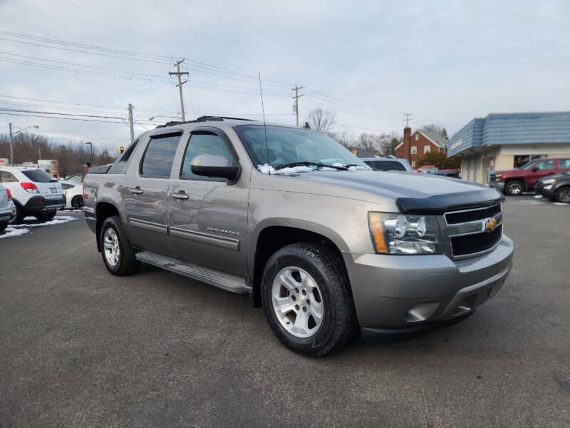 2012 Chevrolet Avalanche LS
