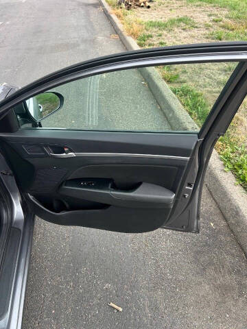 2020 Hyundai Elantra SEL