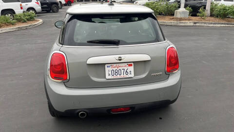 2015 MINI Hardtop 2 Door Cooper