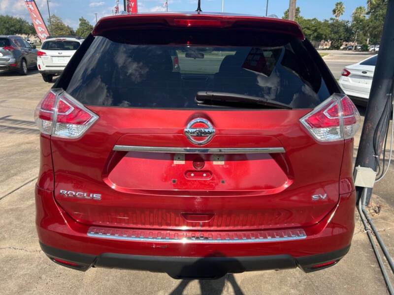 2016 Nissan Rogue SV