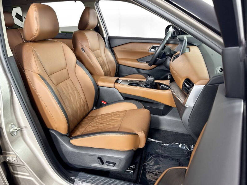 2024 Nissan Rogue Platinum