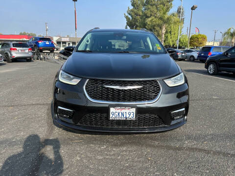 2021 Chrysler Pacifica Touring L
