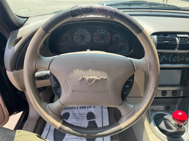 2004 Ford Mustang GT Deluxe