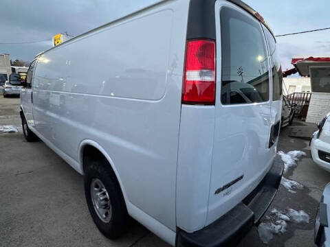2019 Chevrolet Express 2500