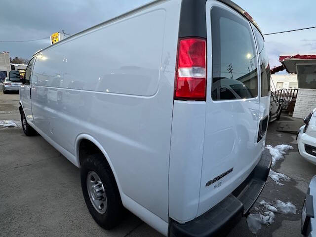 2019 Chevrolet Express 2500